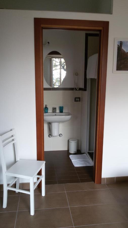 Bed and Breakfast Rinaldi House Torriana Экстерьер фото